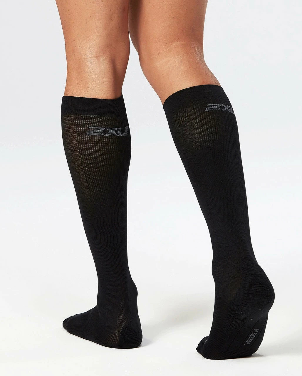 2XU - Men's Compression Performance Run Socks - Image 6