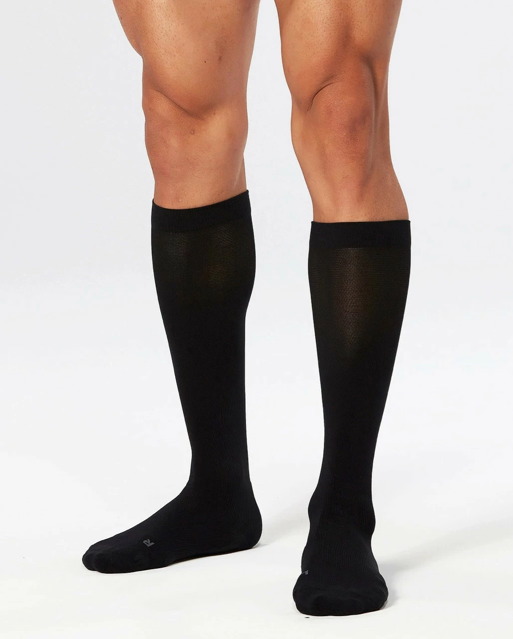 2XU - Men's Compression Performance Run Socks - Image 5