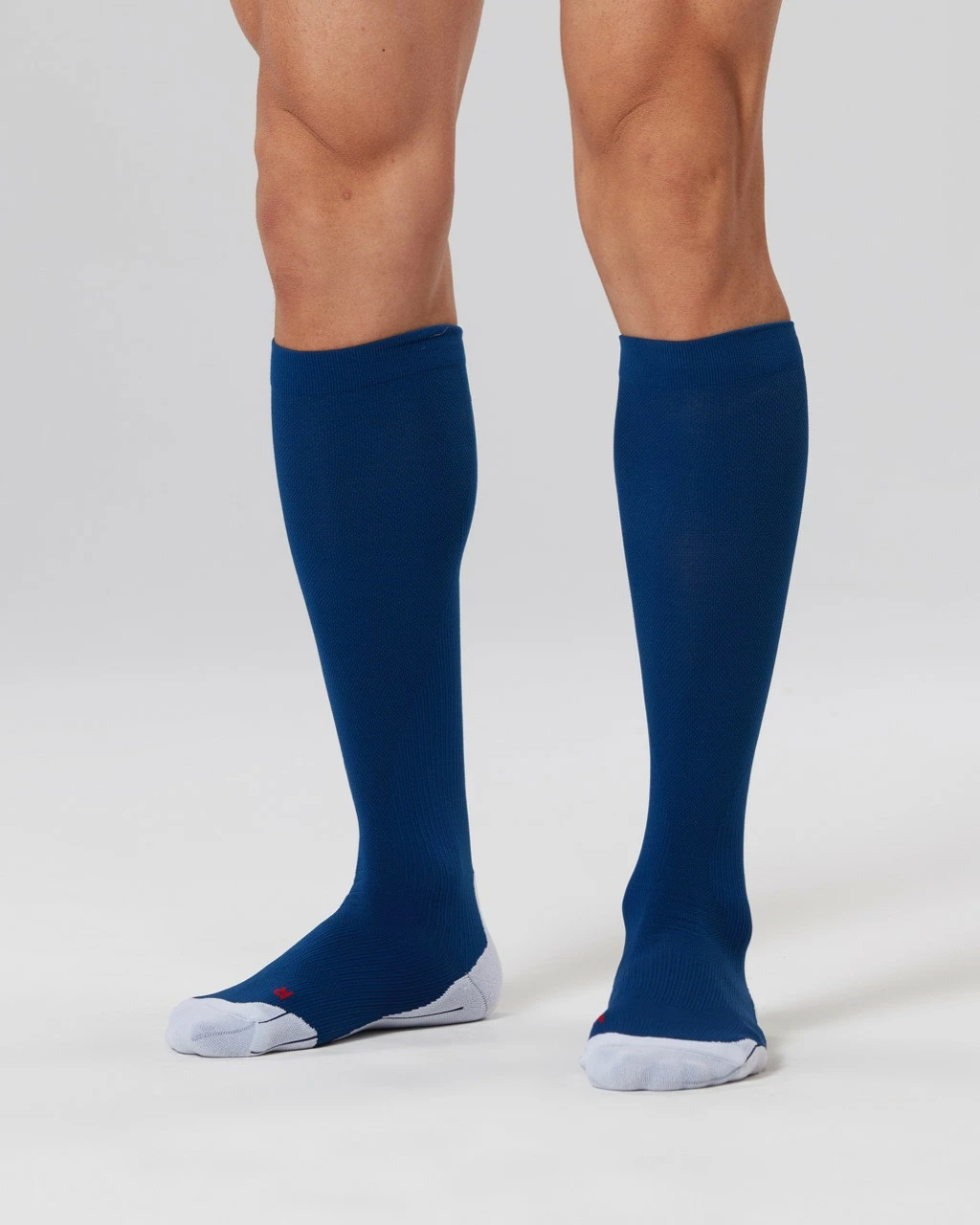 2XU - Men's Compression Performance Run Socks - Image 7