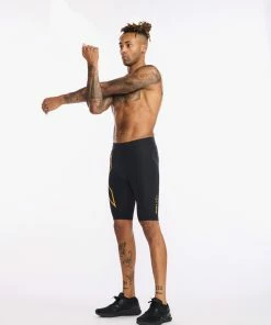 2XU - Light Speed Compression Shorts - Men's - Black/Turmeric Reflective
