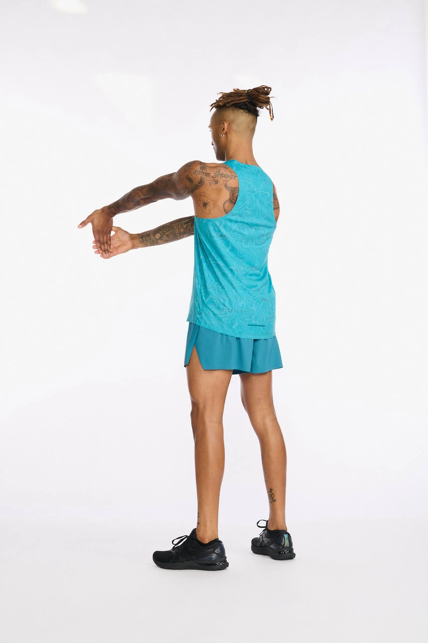 2XU - Light Speed Singlet - Men's - Motion/Oceanside Reflective - Image 4