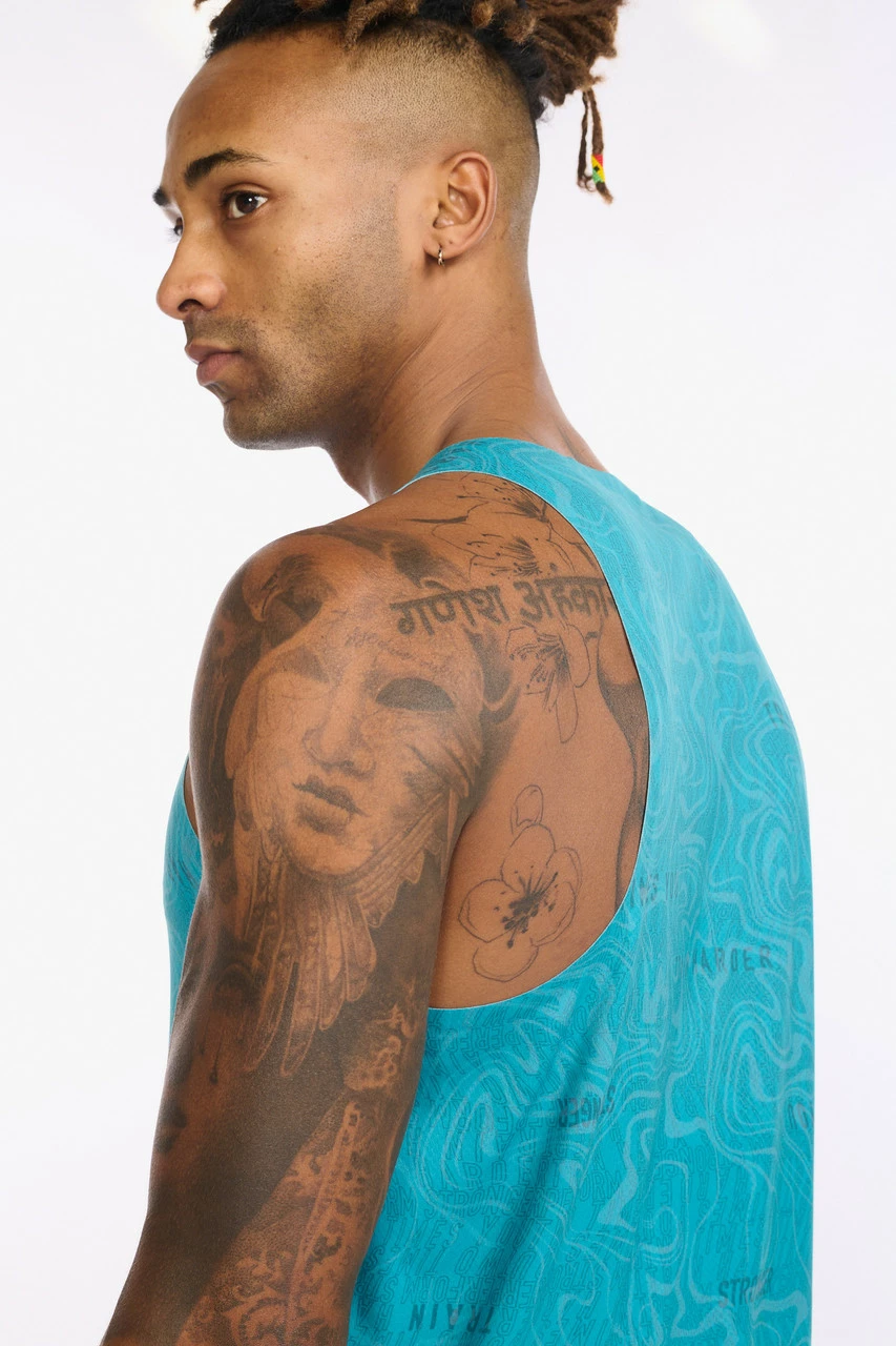 2XU - Light Speed Singlet - Men's - Motion/Oceanside Reflective - Image 15