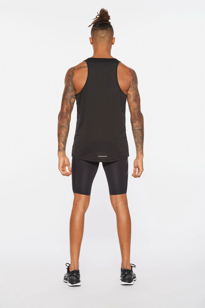 2XU - Light Speed Men's Tech Singlet - Black/Black Reflective - Image 8