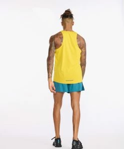 2XU - Light Speed Tech Singlet - Men's - Sulphur/Black Reflective 26 2XU - Light Speed Tech Singlet - Men's - Sulphur/Black Reflective -2XU-shop MR6501a SUL BRF 09 80618.1652689077