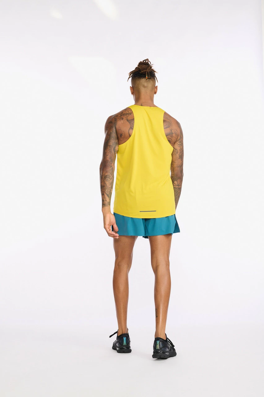 2XU - Light Speed Tech Singlet - Men's - Sulphur/Black Reflective 8 2XU - Light Speed Tech Singlet - Men's - Sulphur/Black Reflective - Image 8