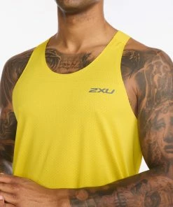 2XU - Light Speed Tech Singlet - Men's - Sulphur/Black Reflective 35 2XU - Light Speed Tech Singlet - Men's - Sulphur/Black Reflective -2XU-shop MR6501a SUL BRF 17 89468.1652689077
