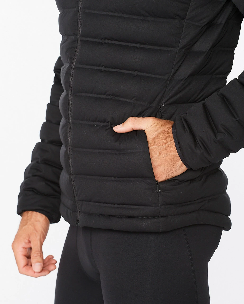 2XU - Ignition Men's Insulated Jacket - Black/Black Reflective - Image 13