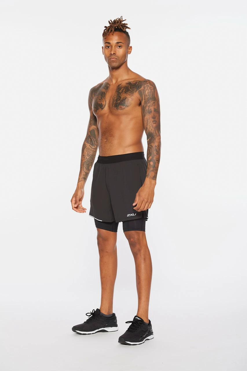 2XU - Aero Men's 2-In-1 7in Shorts - Black/Silver Reflective - 2023 - Image 6