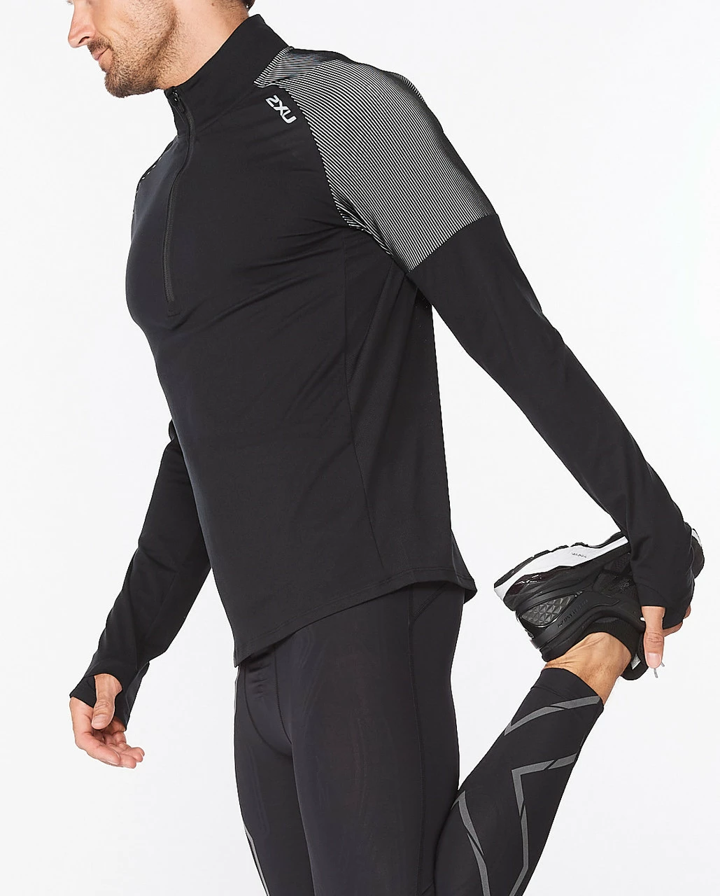 2XU - Light Speed Men's Half-Zip Top - Black/Silver Reflective - Image 4