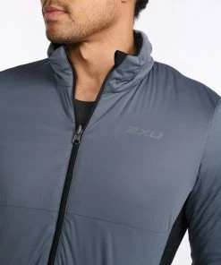 2XU - Ignition Insulation Jacket - Men's - Black/Turbulence 42 2XU - Ignition Insulation Jacket - Men's - Black/Turbulence -2XU-shop MR6594a BLK TRB 43 2 52107.1666617236