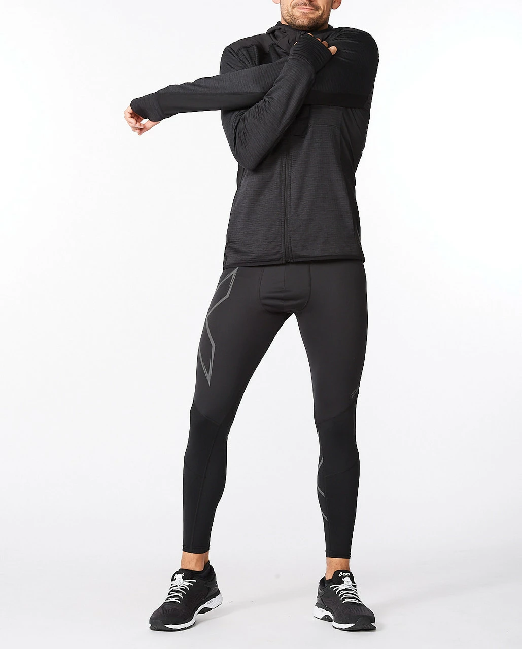2XU - Ignition Hooded Mid-Layer - Men's - Black/Silver Reflective - Image 3
