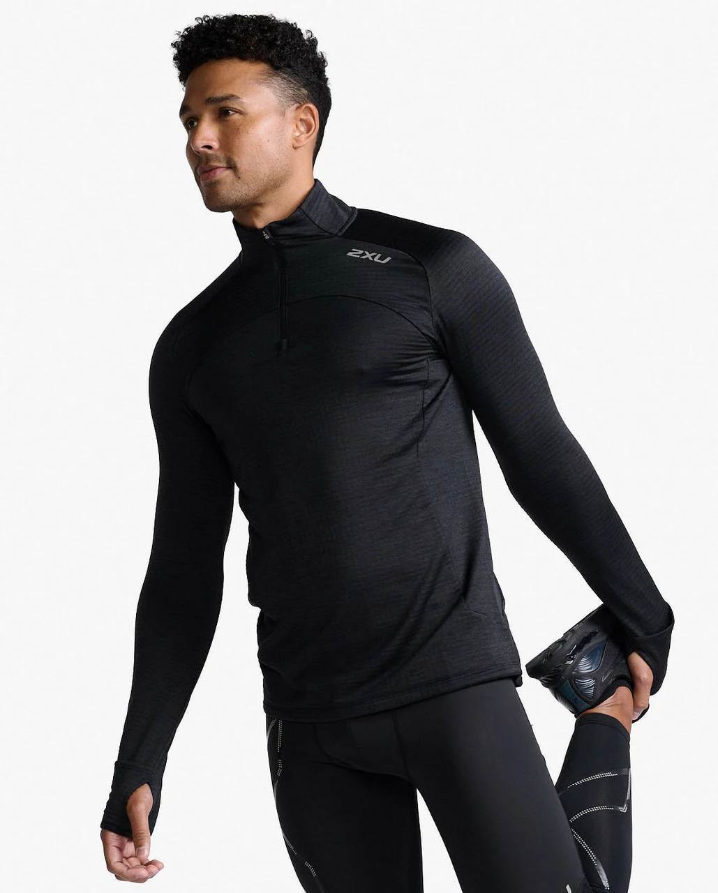 2XU - Ignition 1/4 Zip - Men's - Black/Silver Reflective - 2023 12 2XU - Ignition 1/4 Zip - Men's - Black/Silver Reflective - 2023 - Image 12
