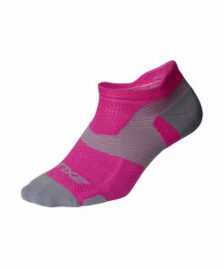 2XU - Vectr Light Cushion No Show Sock - Unisex - Magenta/Light Grey - 2023