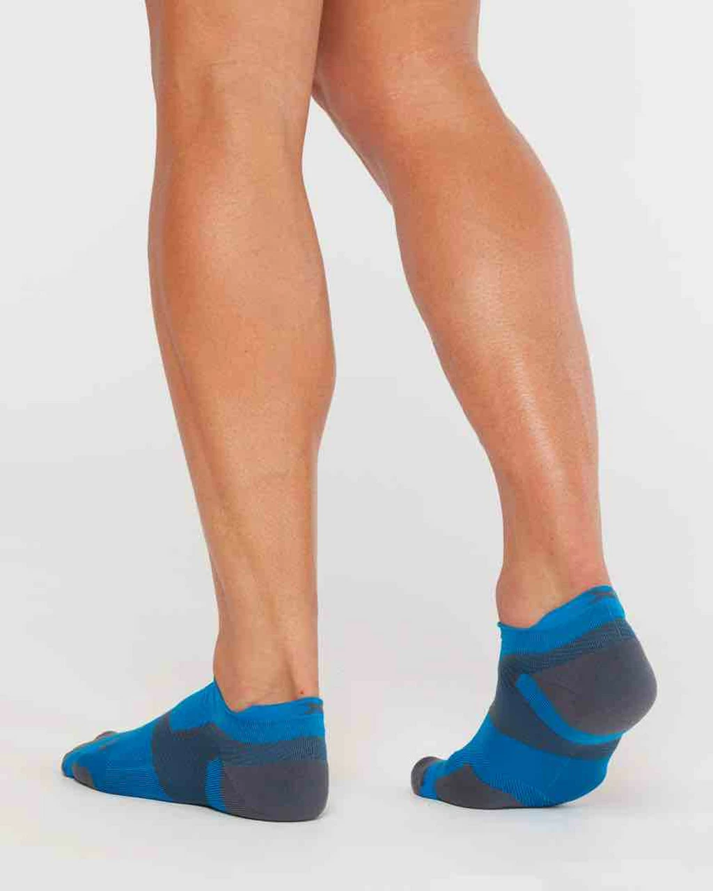 2XU - Vectr Light Cushion Crew Socks - Unisex- - Image 5