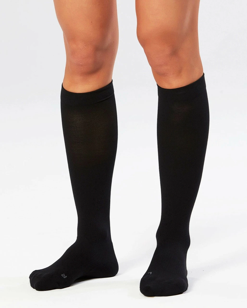 2XU - Women's Compression Performance Run Sock - Image 6