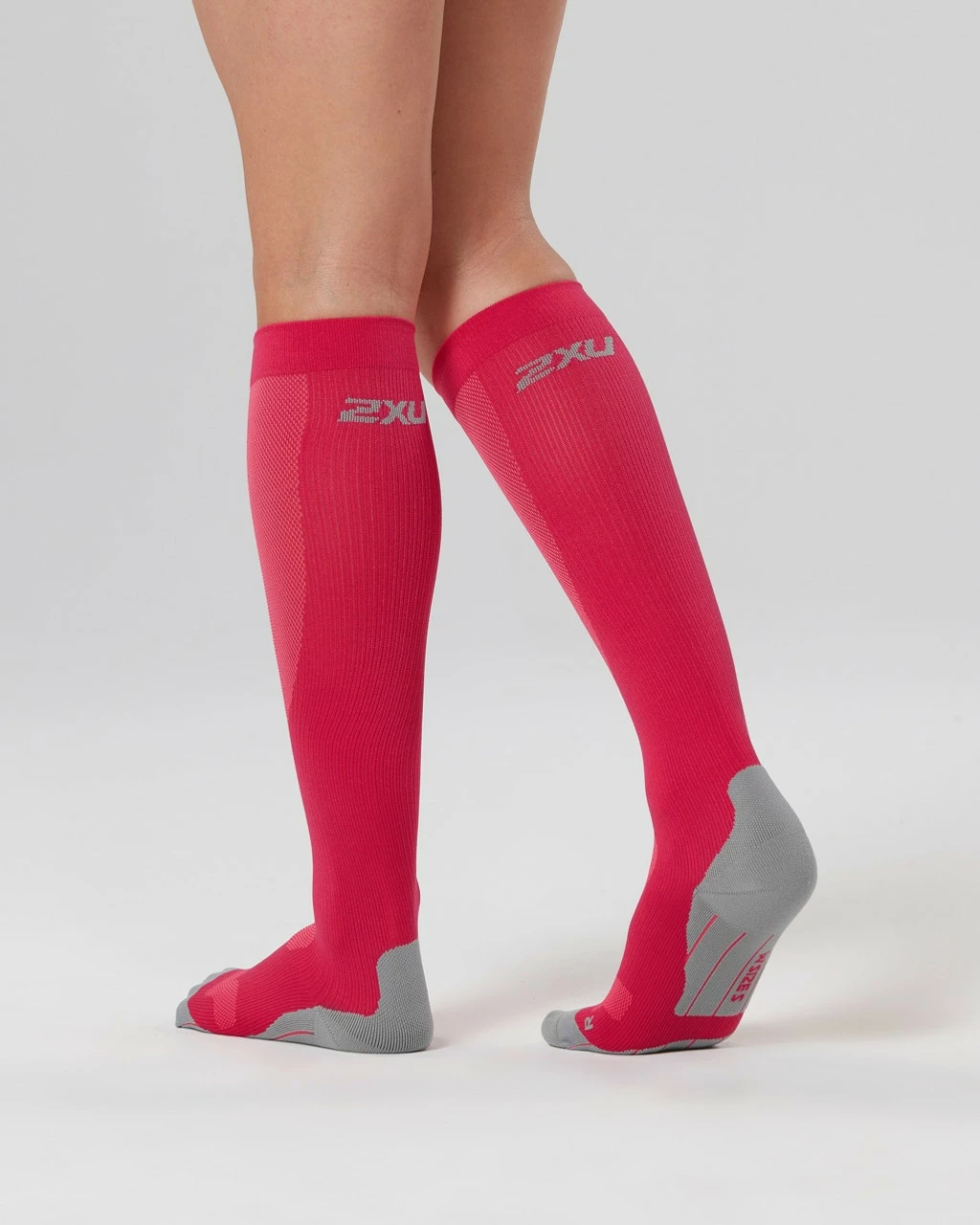 2XU - Women's Compression Performance Run Sock - Image 9