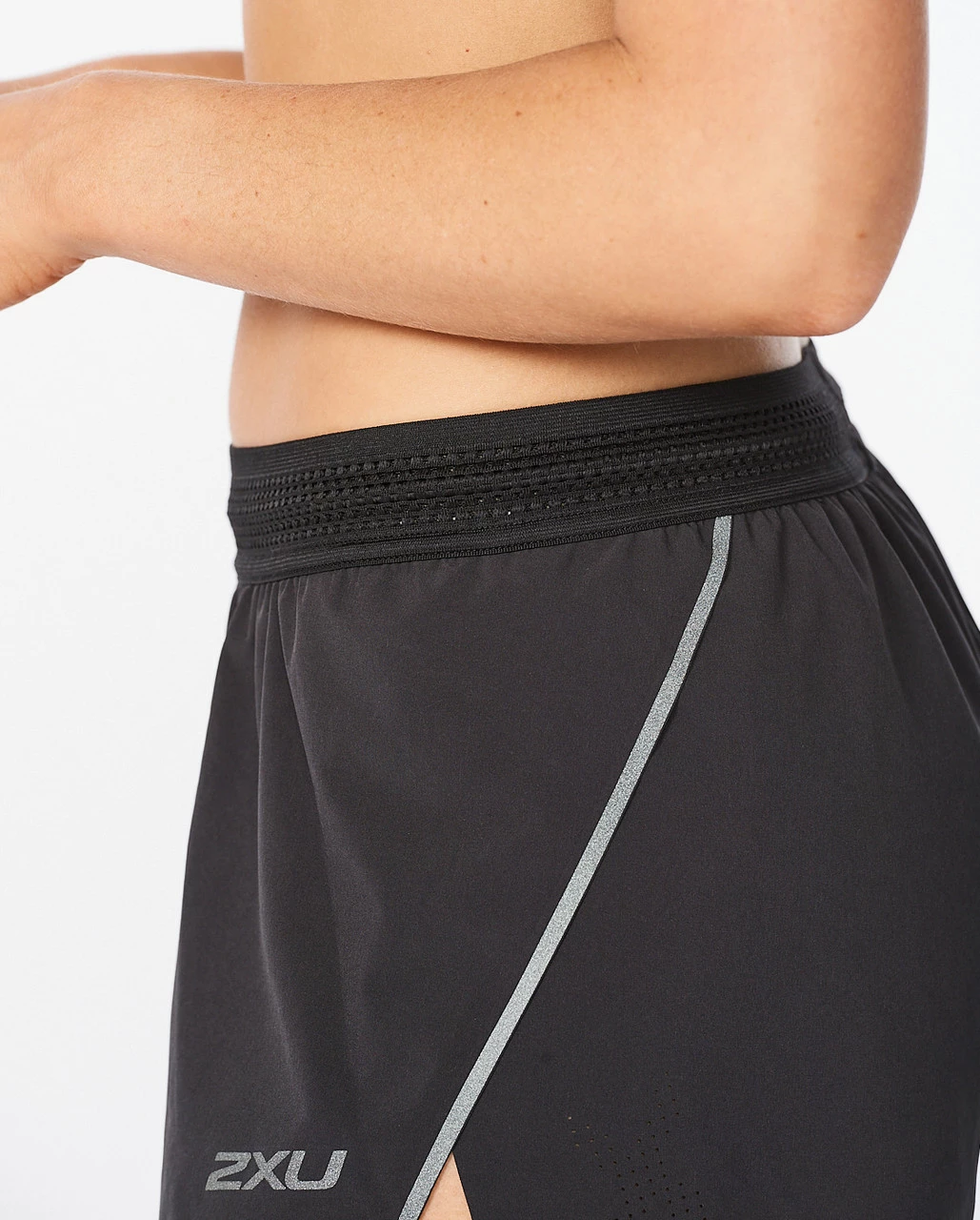 2XU - Light Speed 3 Inch Short - Women's - Black/Black Reflective - Image 10